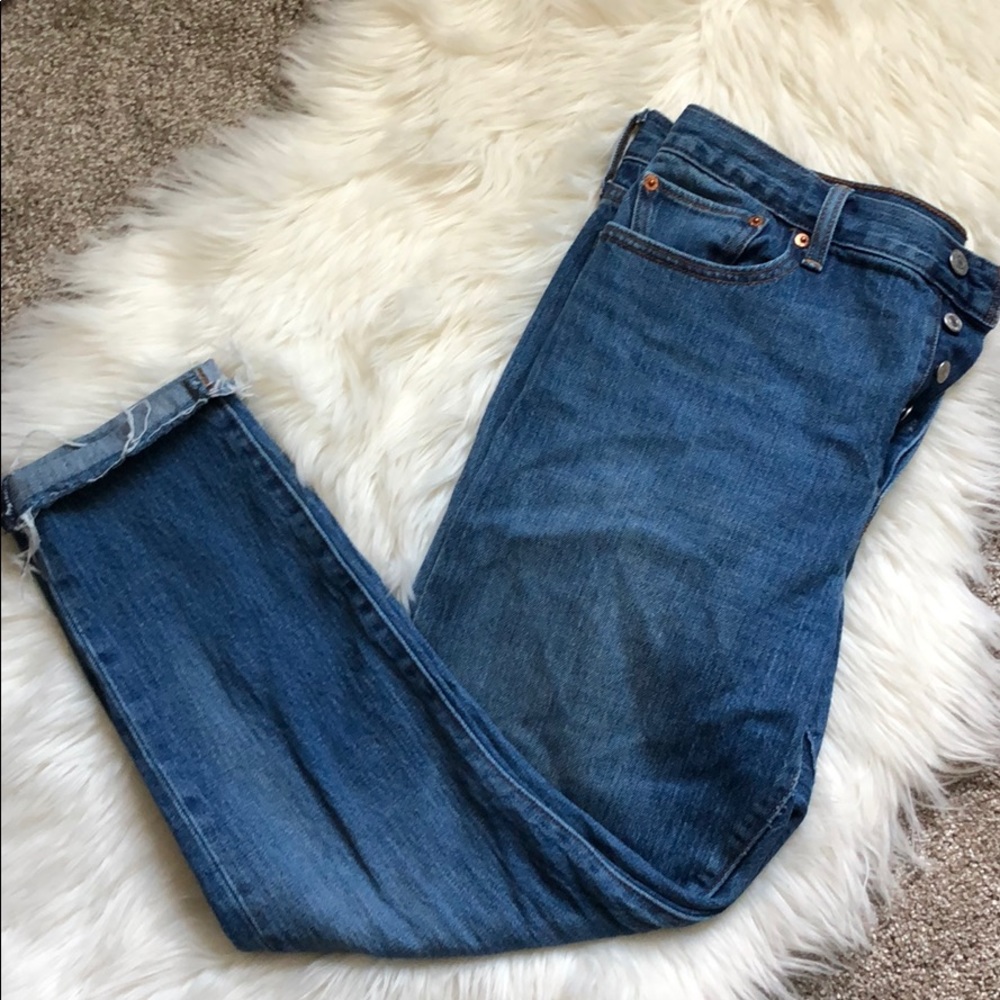 Levi’s button fly, high waisted crop jeans